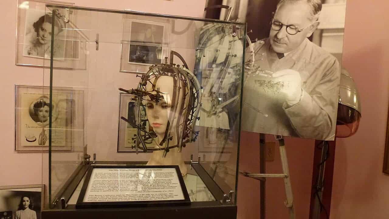 The Max Factor Beauty Micrometer (1932)
