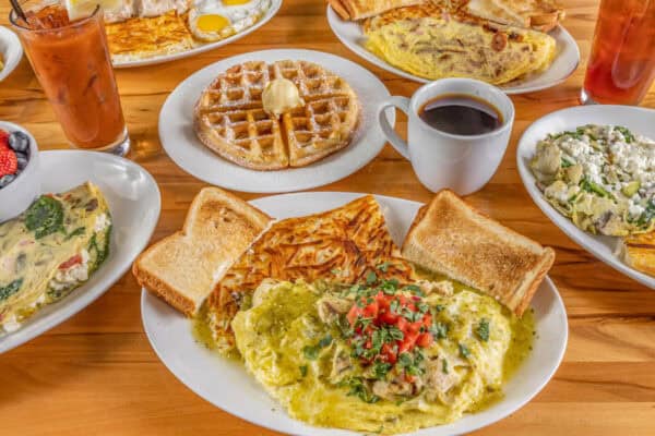 I Thought McDonald’s Had the Best Fast-Food Breakfast, but These 8 ...