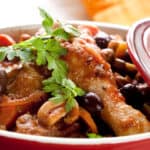 chicken, pot, cooking, cacciatore, dish, crock, food, roasted, vegetables, meat