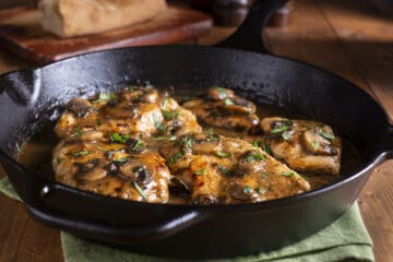 Chicken Marsala Recipe, Chicken Meat, Chicken Breast, Edible Mushroom, Cast Iron, Meal