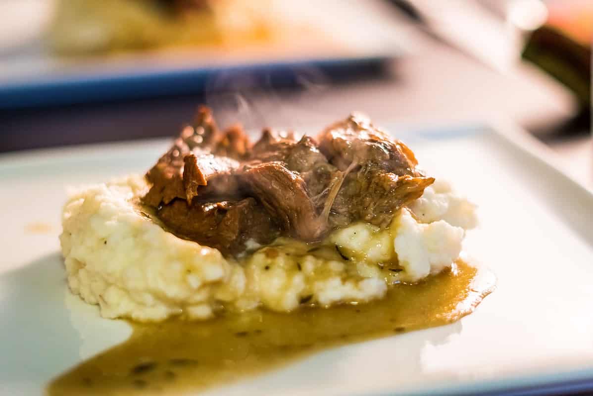 Slow Cooker Pot Roast, Pot Roast, Mashed Potatoes, Roast Beef, Dinner, Plate