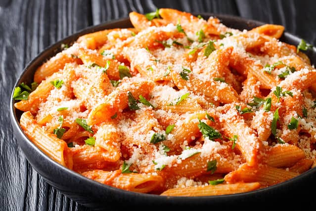penne pasta with vodka sauce recipe, Penne, Pasta, Vodka, Sauce, Cheese