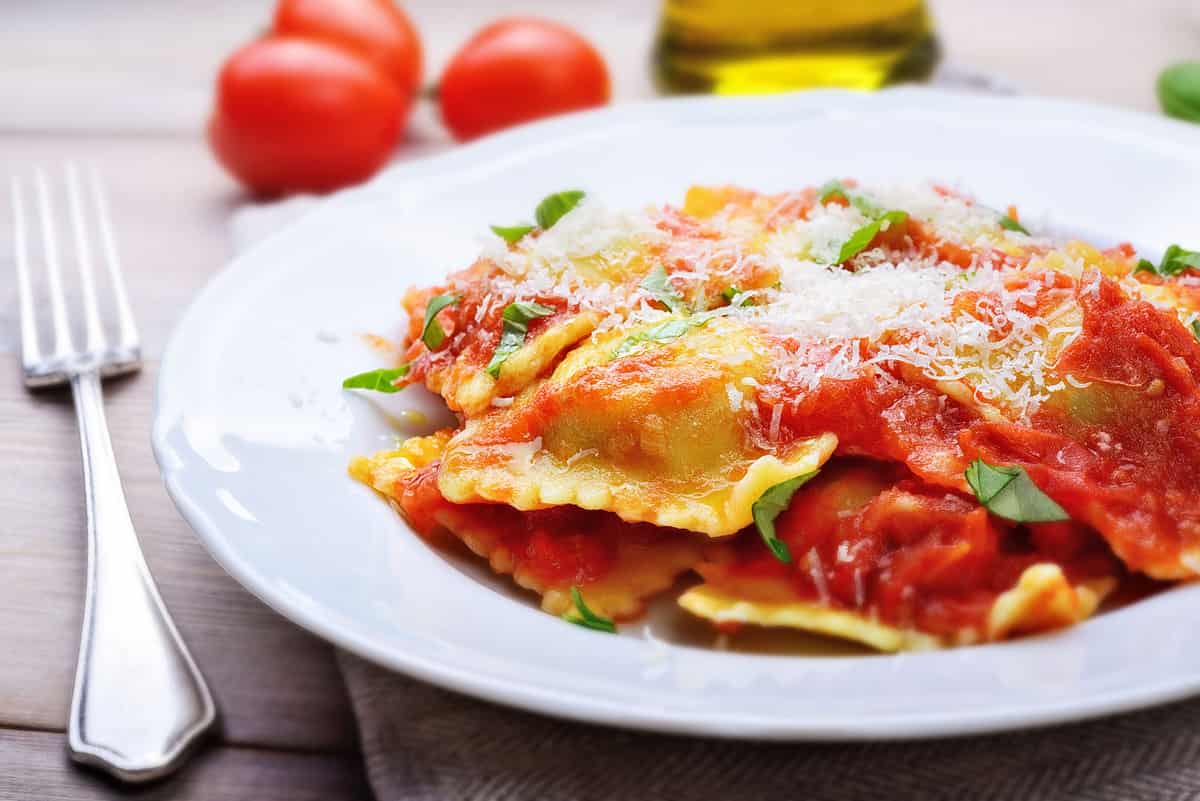 BAKED RAVIOLI, Ravioli, Pasta, Tomato Sauce, Cheese, Ricotta