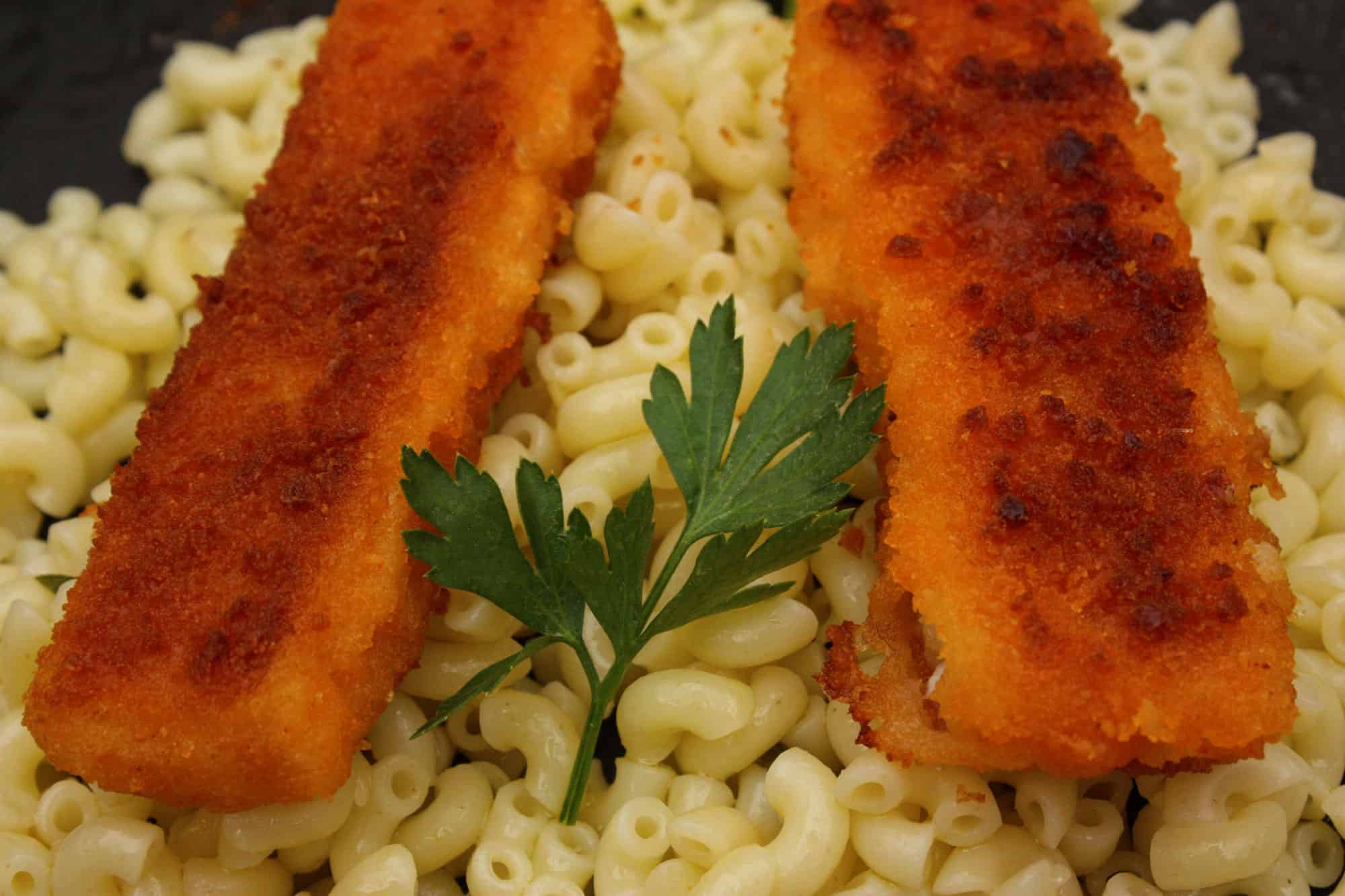 MOM'S FAMOUS FISH STICKS, Basil, Breadcrumbs, Breaded, Close-up, Cod