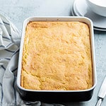 Barbecue Chicken with Corn Bread Crust Recipe Baked, Cake, Close-up, Color Image, Crockery
