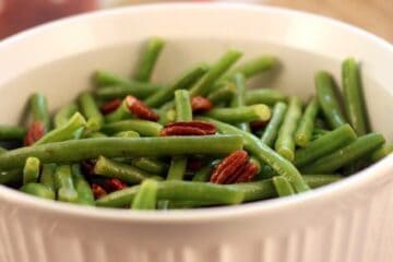 Green_Bean_and_Pecan_Salad