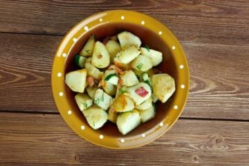German Picnic Salad. traditional German potato salad
