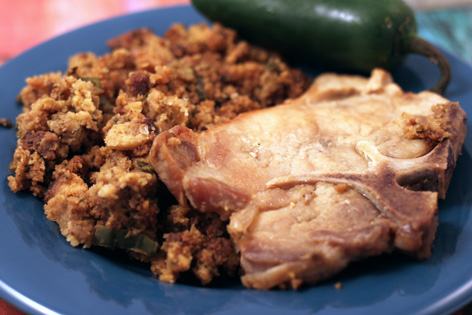 Pork_Chops_with_Jalapeno_Cornbread_Stuffing