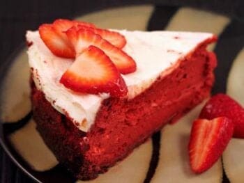 Red_Velvet_Cheesecake