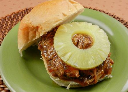 SC_teriyaki_pulled_pork_sandwich_H1