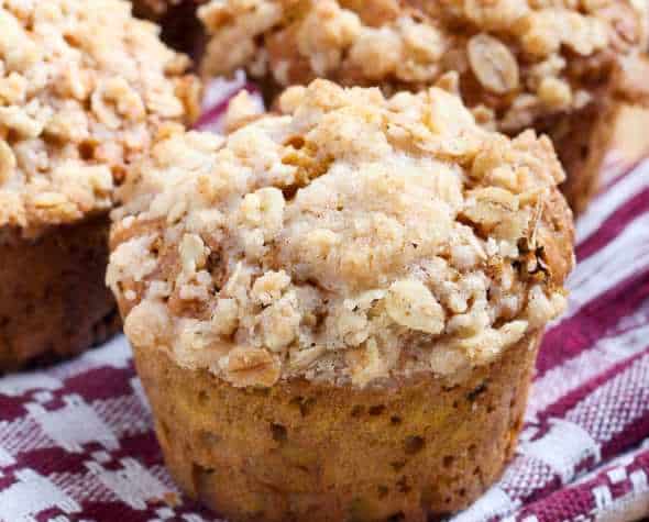 Oat streusel muffins