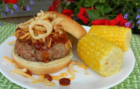 chili-burgers-corn-on-cob