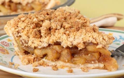 deep-dish-apple-crumb-pie