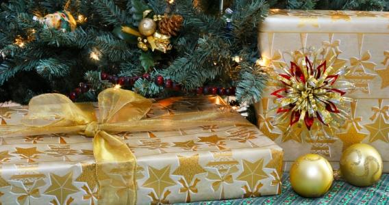 Christmas Gift Ideas for Teens & College