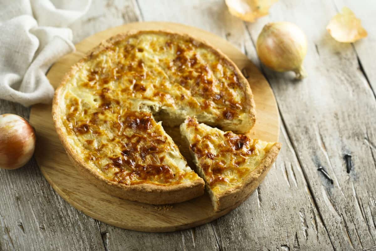 mother's day recipe idea - bacon and cheese quiche