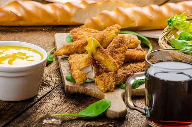 PORK TENDERS WITH HONEY MUSTARD SAUCE