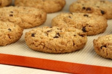 Mrs. Field's Chocolate Chip Oatmeal Cookie Recipe