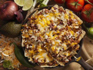 onion beef nachos, Chilli Cheese Skillet Nachos, Nacho Chip, Cheese, Bean, Skillet - Cooking Pan, Chili Pepper