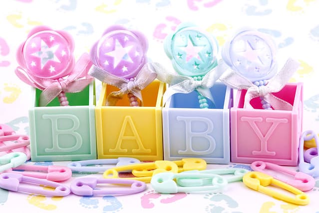 Baby showers ideas, shower, decorations, celebration, pink, yellow, letters, pastel, mint, blocks,