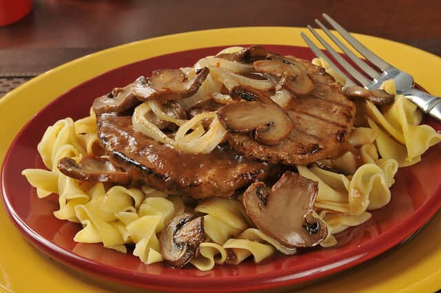 Salisbury Steak with Buttered Egg Noodles