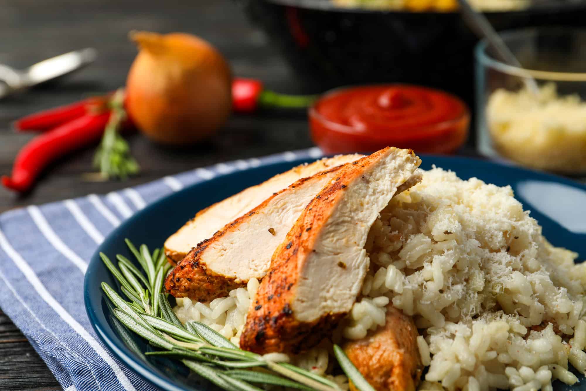 Turkey-Breast-Braised-with-Garlic-and-Rice-2, food, kitchen, table, chicken, cooking, meat, rice, healthy, plate, natural