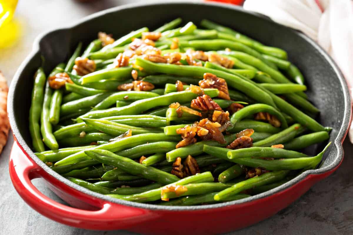 Green Bean and Pecan Salad